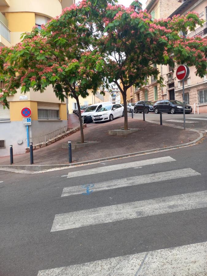Le St Nicolas Cannes Exterior foto
